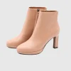 Absatz-Stiefelette nude