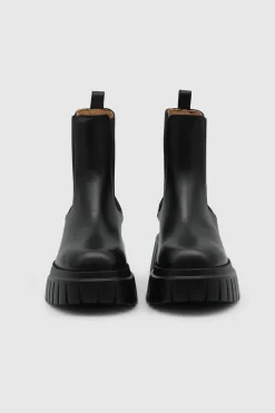 Boots Carol