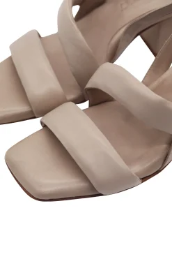 Brit Sandals Glove Sand