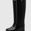Hohe Stiefel