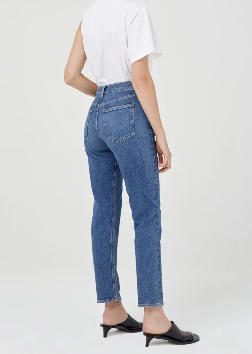 Merrel Jeans in Cinema