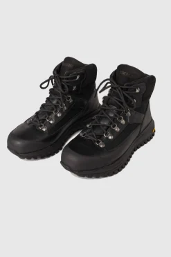 One Hiker Boot Black