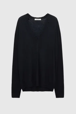 Pullover Delicate Statements