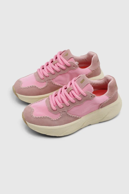 Sneaker