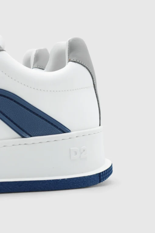 Sneaker Canadian