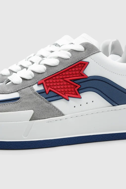 Sneaker Canadian
