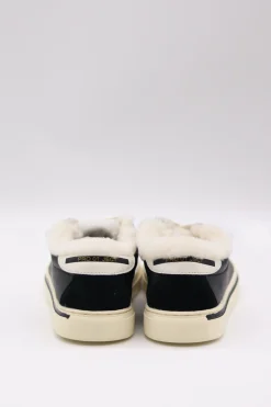 Sneaker mit Fell