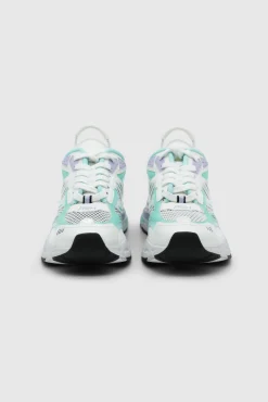 Sneaker Race