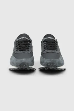 Sneaker Tour Low