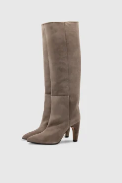 Stiefel Basket